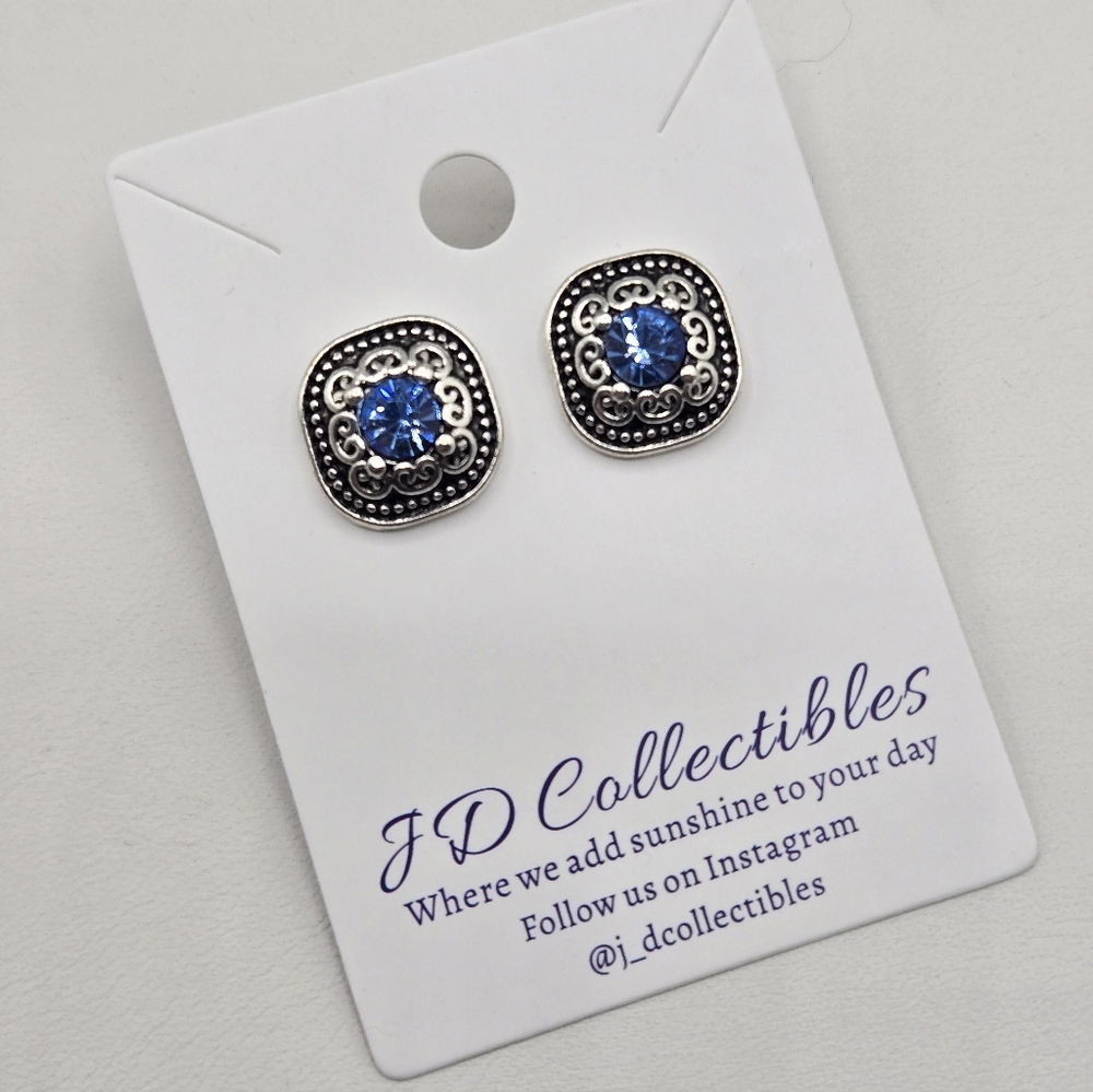 Swarovski Crystal Elements Light Sapphire Blue & Silver Earrings Square Design